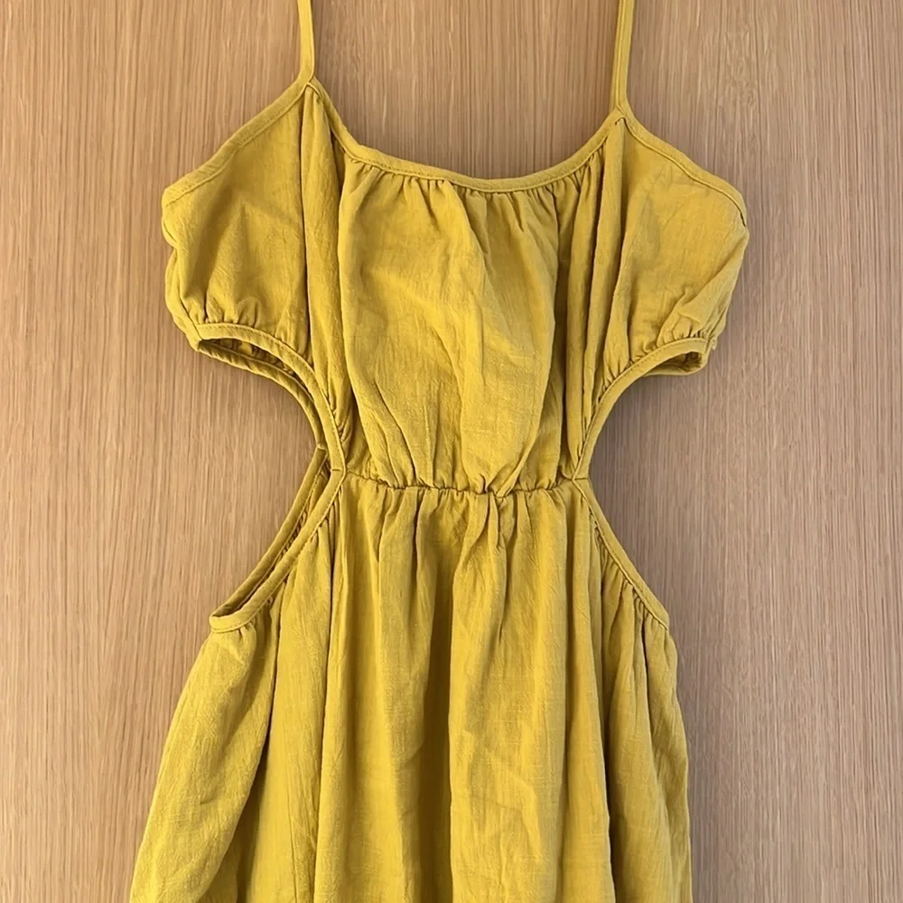 Sabo Skirt Yellow Midi Dress - Picture 4 of 12
